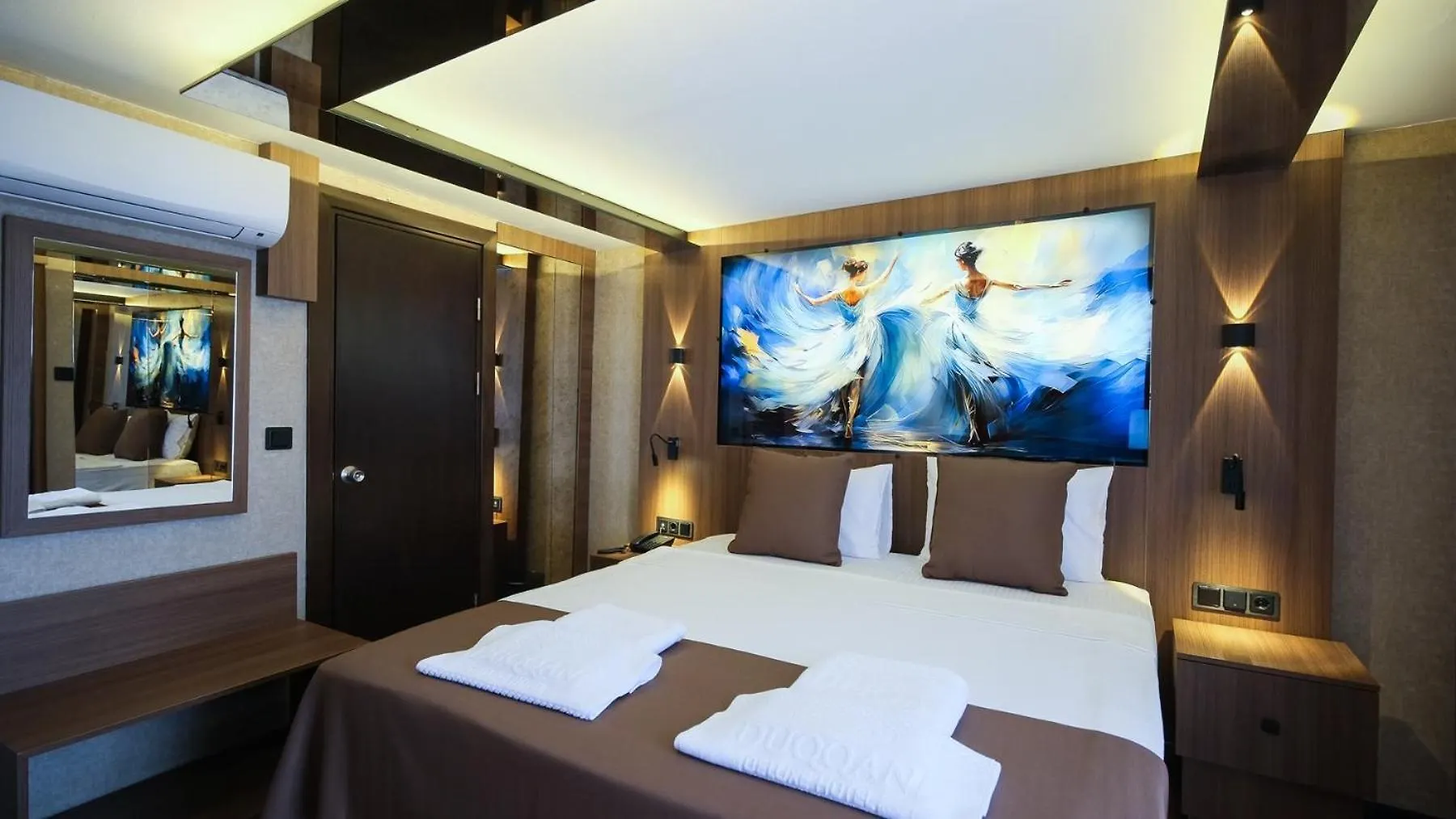 Duqqan Deluxe Hotel 쿠사다시 3*,  터키
